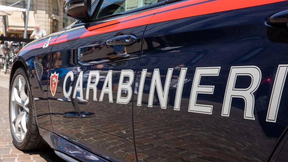 Torino, 18enne ferito e la falsa aggressione: aveva mentito per difendere la fidanzata, poi la confessione ai carabinieri